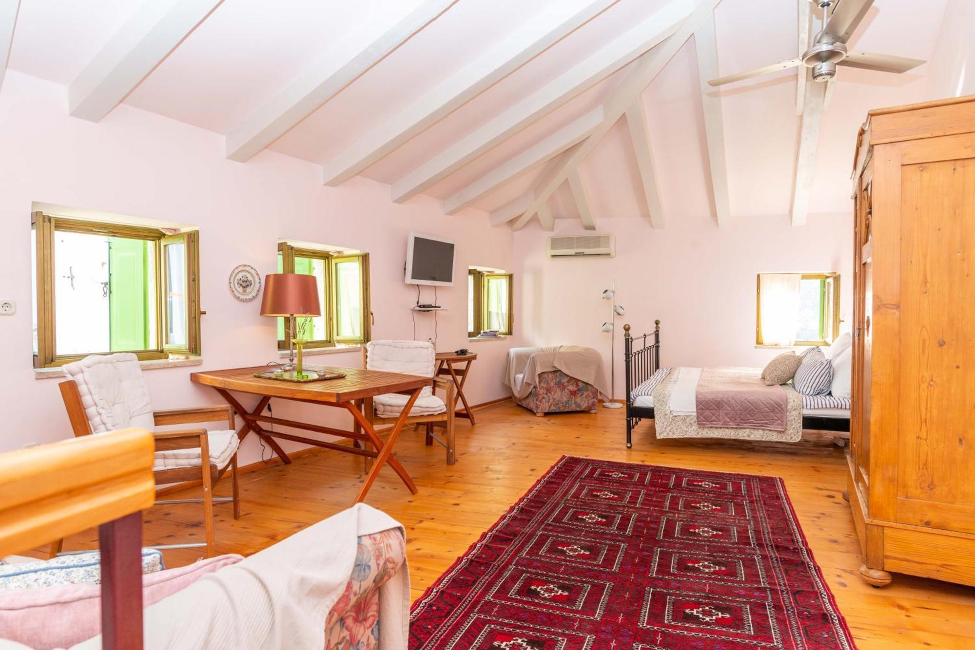 Dei Fiori Apartments Ровин Екстериор снимка